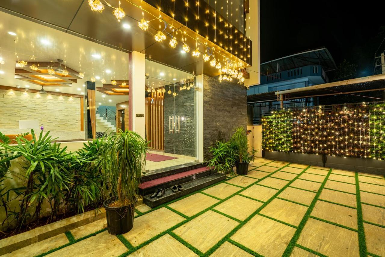 Daan Regency Hotel Thrissur Bagian luar foto