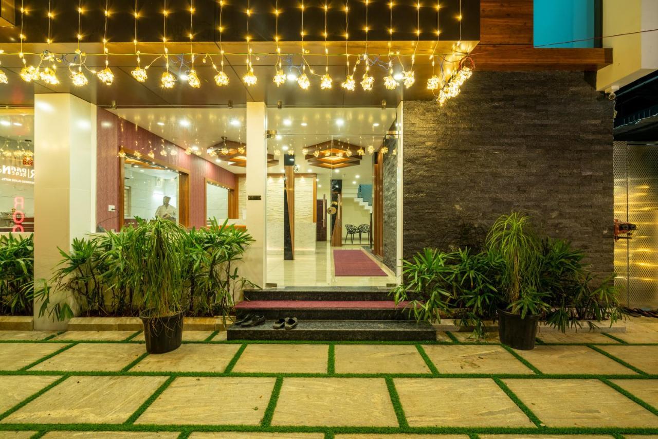 Daan Regency Hotel Thrissur Bagian luar foto