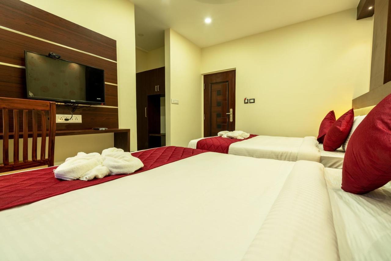 Daan Regency Hotel Thrissur Bagian luar foto