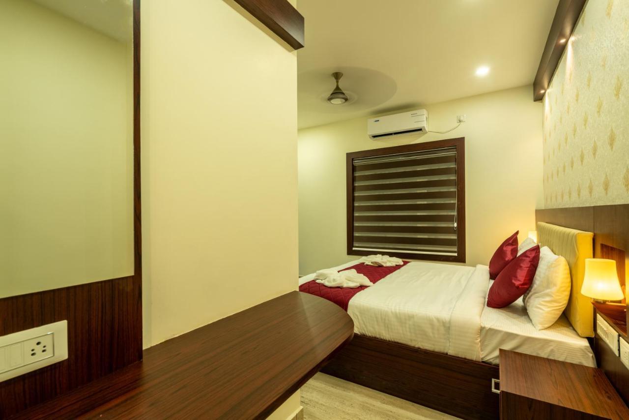 Daan Regency Hotel Thrissur Bagian luar foto