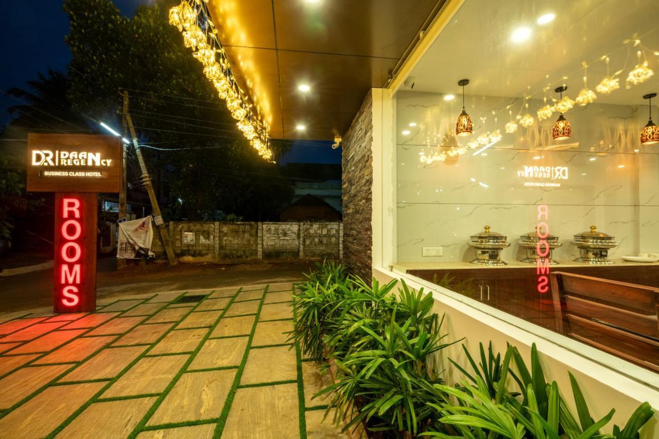 Daan Regency Hotel Thrissur Bagian luar foto
