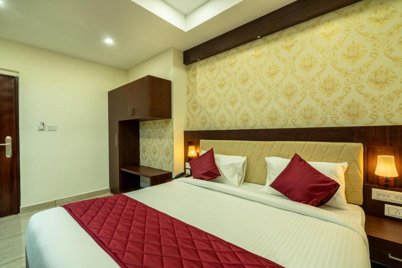 Daan Regency Hotel Thrissur Bagian luar foto